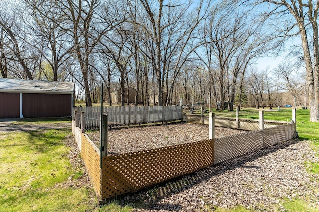 37009 Blarney Beach Rd, Everts Twp, MN 56515 - view of yard featuring fence, a pole building, and an outdoor structure