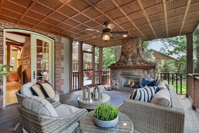 1721 Mount Curve Ave, Minneapolis, MN 55403 - sunroom / solarium with healthy amount of natural light