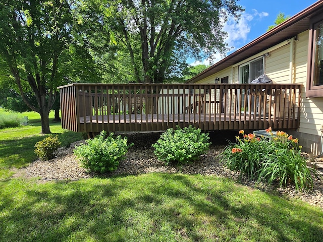 1085 20th St, Windom, MN 56101 - wooden deck with a yard