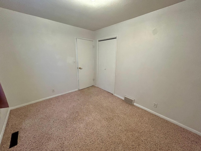 324 Maple Ave S, Thief River Falls, MN 56701 - unfurnished room with carpet floors and baseboards