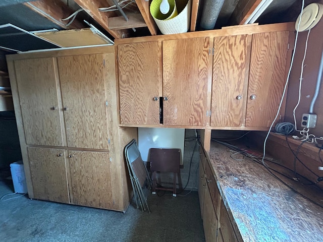 324 Maple Ave S, Thief River Falls, MN 56701 - view of bedroom