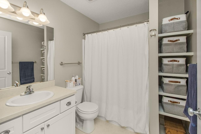 5057 Linden Trl N, Lake Elmo, MN 55042 - full bathroom with toilet, vanity, and a shower with curtain