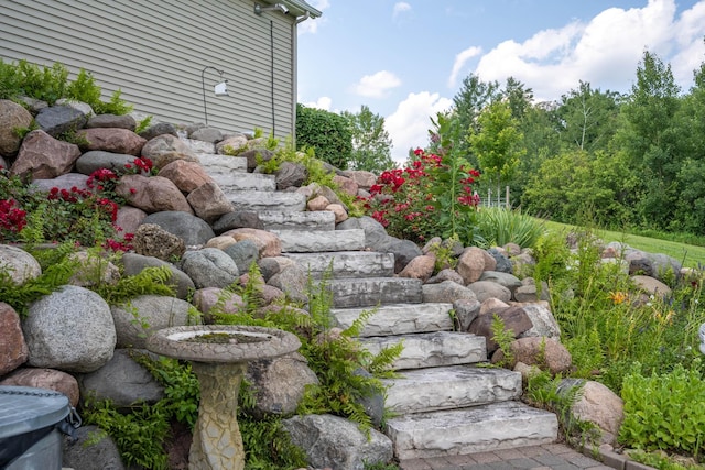 532 150th St, Alden Twp, WI 54001 - view of yard