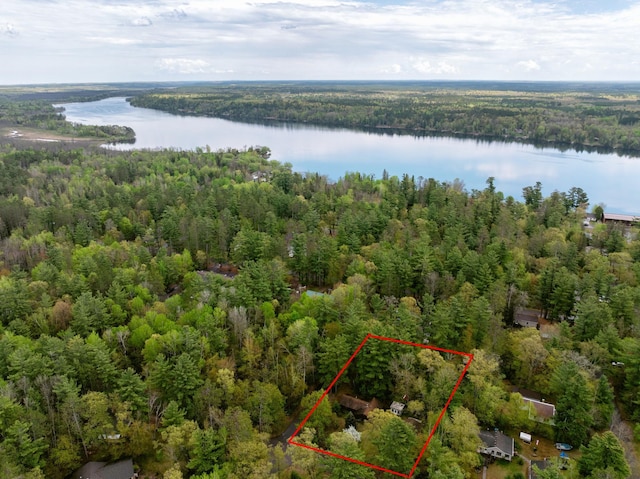 9262 Park Ave, Solon Springs, WI 54873 - aerial view of property and surrounding area featuring a forest, a large body of water, and property boundaries highlighted
