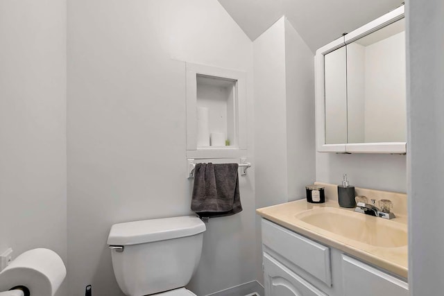 706 Broad St, Mankato, MN 56001 - bathroom featuring toilet and vanity