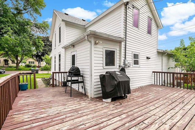 706 Broad St, Mankato, MN 56001 - deck with a grill