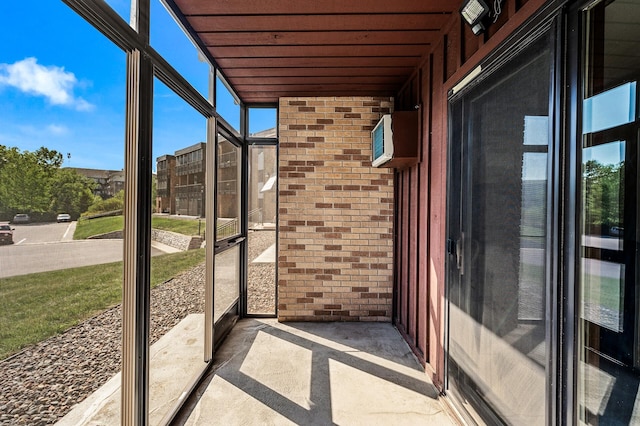 2700 Oxford St N Unit 102, Roseville, MN 55113 - view of unfurnished sunroom