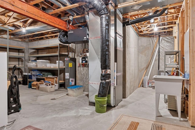 17462 Haralson Dr, Eden Prairie, MN 55347 - unfinished below grade area featuring electric water heater