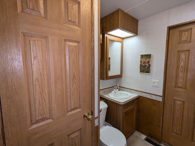 2221 Reubens Ln SW Unit 46, Farwell, MN 56327 - half bath with toilet and vanity