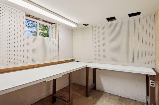 3544 Lee Ave N, Crystal, MN 55422 - view of unfurnished office