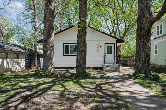 3544 Lee Ave N, Crystal, MN 55422 - view of front facade featuring fence and entry steps