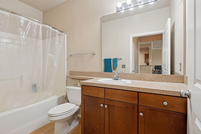 13560 Technology Dr Unit 1325, Eden Prairie, MN 55344 - bathroom with toilet, vanity, shower / bath combination with curtain, and wood finished floors