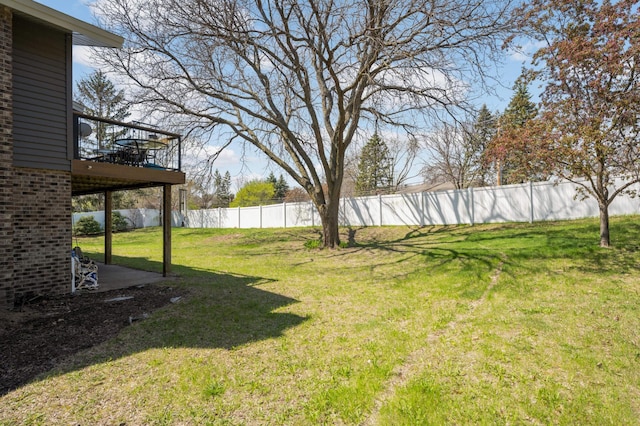 11108 Utica Ave S, Bloomington, MN 55437 - view of yard with a wooden deck