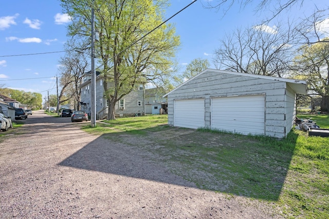 view of detached garage