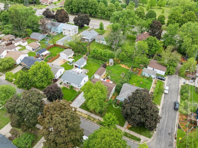 805 California Ave W, Saint Paul, MN 55117 - aerial perspective of suburban area