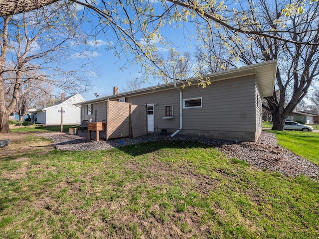 116 California Ave, Morris, MN 56267 - back of property with a lawn