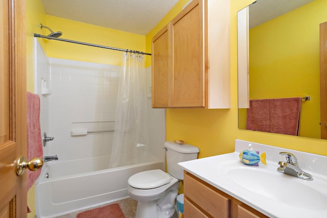 16322 70th Ave N Unit 304, Maple Grove, MN 55311 - bathroom featuring a textured ceiling, vanity, toilet, shower / tub combo, and tile patterned floors