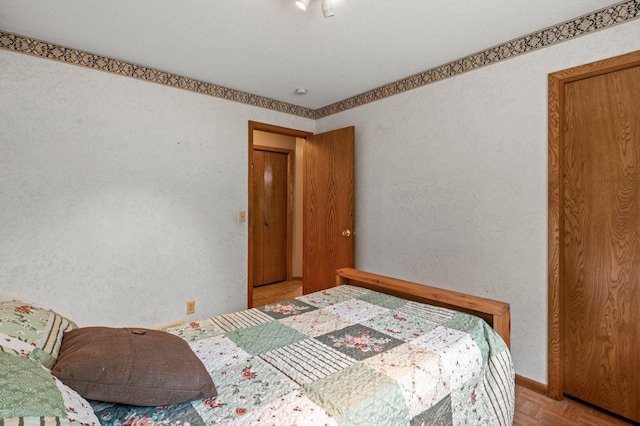 8251 158th Ln NW, Ramsey, MN 55303 - bedroom with a textured wall