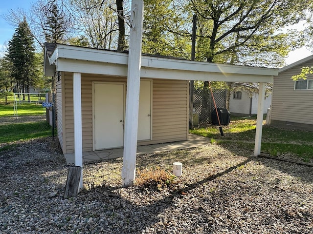 43084 335th Ave, Dora Twp, MN 56528 - view of shed with fence