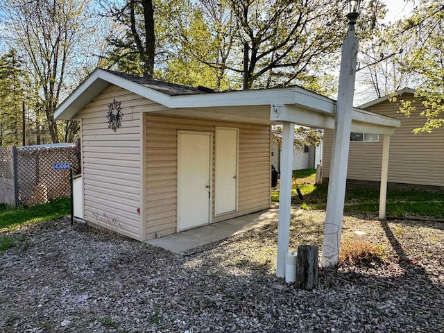 43084 335th Ave, Dora Twp, MN 56528 - view of shed with fence