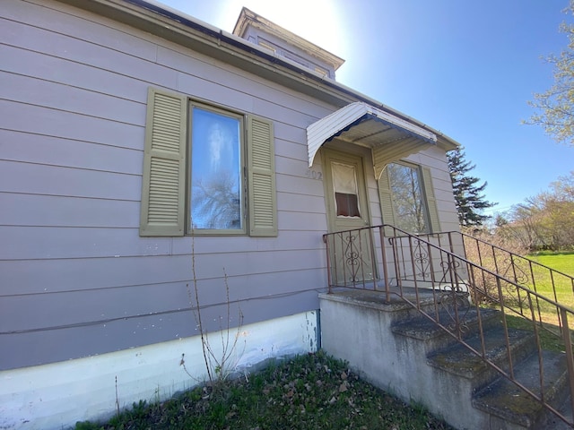 view of home's exterior