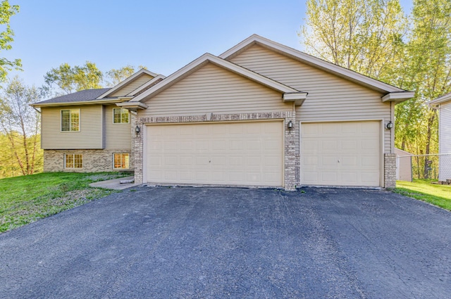 8691 Edison St NE, Blaine, MN 55449 - photo 1