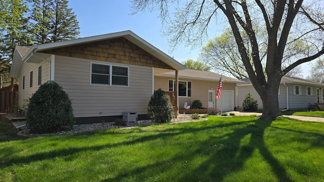 109 Gray Pl W, Marshall, MN 56258 - ranch-style home featuring an attached garage and a front yard