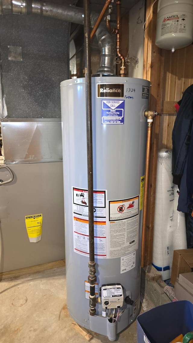 109 Gray Pl W, Marshall, MN 56258 - utilities featuring water heater and heating unit
