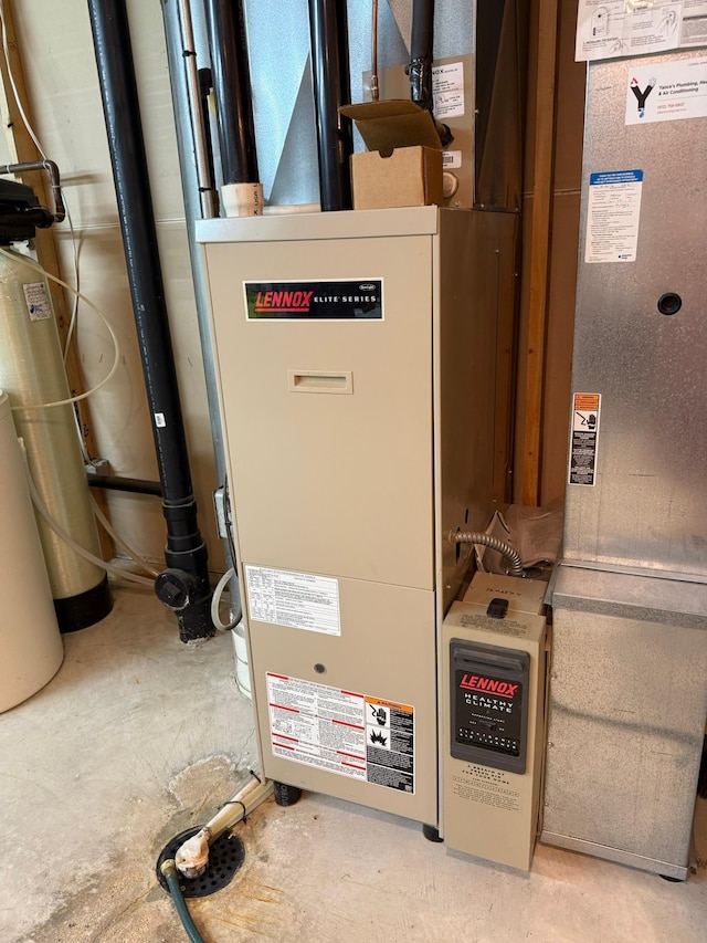 522 Delaware St SW, Lonsdale, MN 55046 - view of utility room