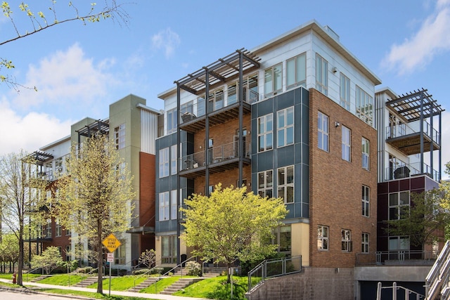 2845 Colfax Ave S Unit W202, Minneapolis, MN 55408 - view of apartment building / complex