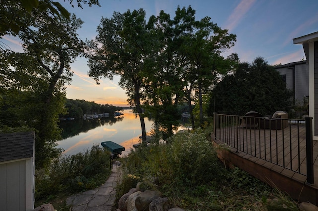 view of yard with a water view