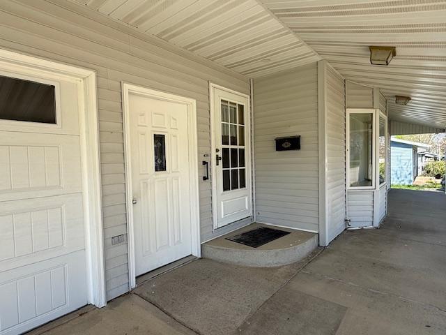 421 Main St E, Eitzen, MN 55931 - entrance to property with a garage and a porch