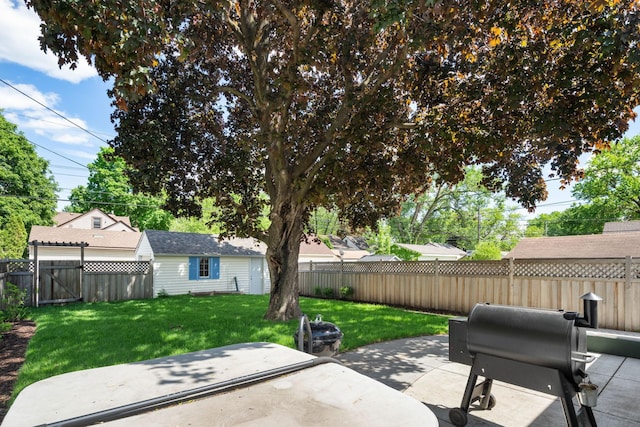 5341 Knox Ave S, Minneapolis, MN 55419 - view of patio / terrace featuring a gate