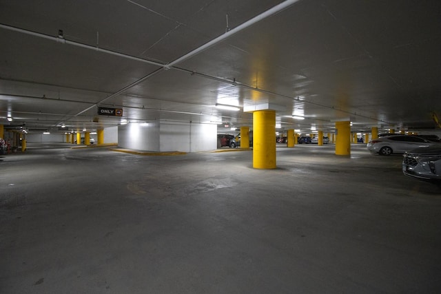 26 10th St W Unit 1701, Saint Paul, MN 55102 - view of parking garage