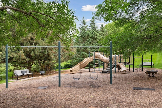 11200 Walnut Ln, Woodbury, MN 55129 - view of community play area
