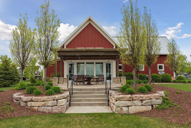 11200 Walnut Ln, Woodbury, MN 55129 - craftsman-style house featuring board and batten siding
