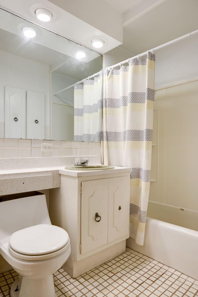 518 32nd St, Minneapolis, MN 55408 - full bathroom with shower / bath combination with curtain, tile patterned flooring, and vanity