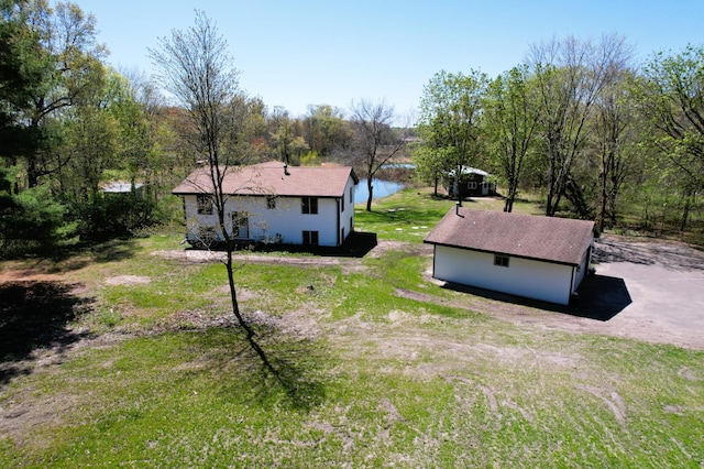 view of grassy yard