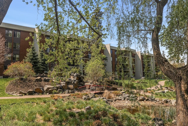 2465 Londin Ln E Unit 212, Maplewood, MN 55119 - view of home's community