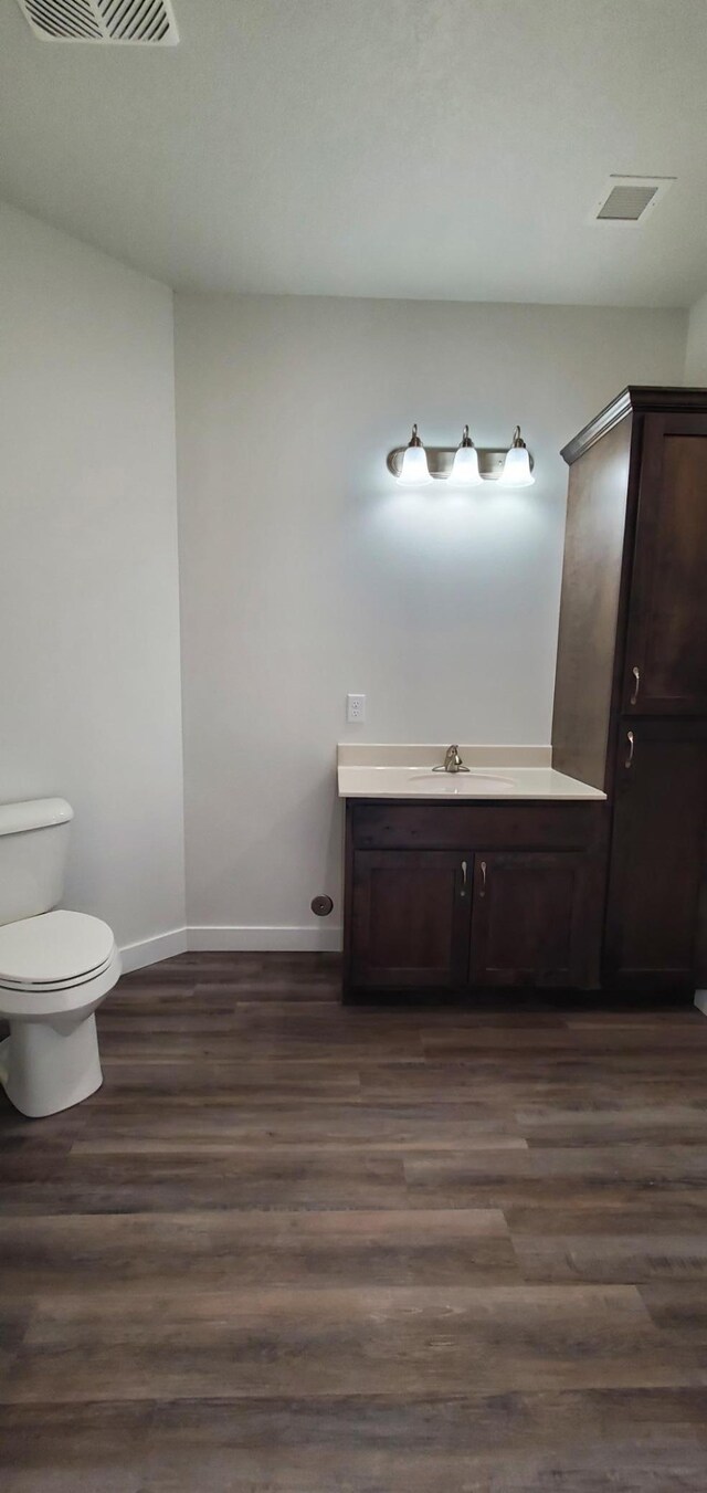 715 Lake Shore Dr NE Unit 203, Bemidji, MN 56601 - photo 9