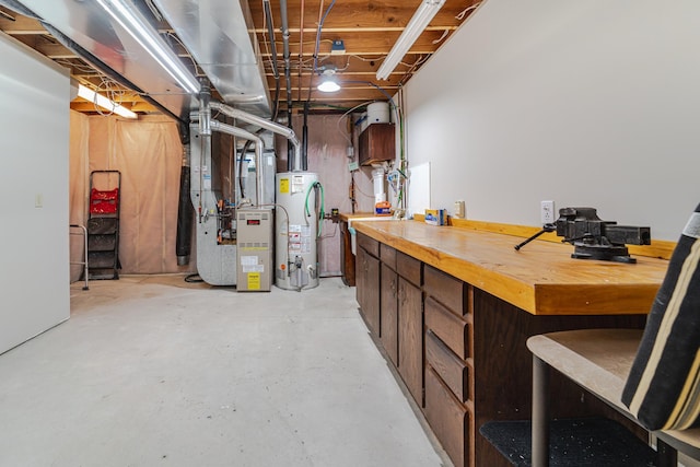 17081 Pheasant Meadow Ln SW, Prior Lake, MN 55372 - unfinished below grade area featuring gas water heater and heating unit