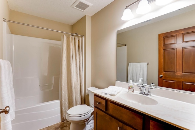8713 9th Pl N, Lake Elmo, MN 55042 - bathroom with vanity and shower / bath combo