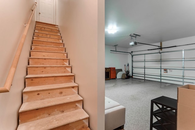 8713 9th Pl N, Lake Elmo, MN 55042 - stairway with speckle patterned floor