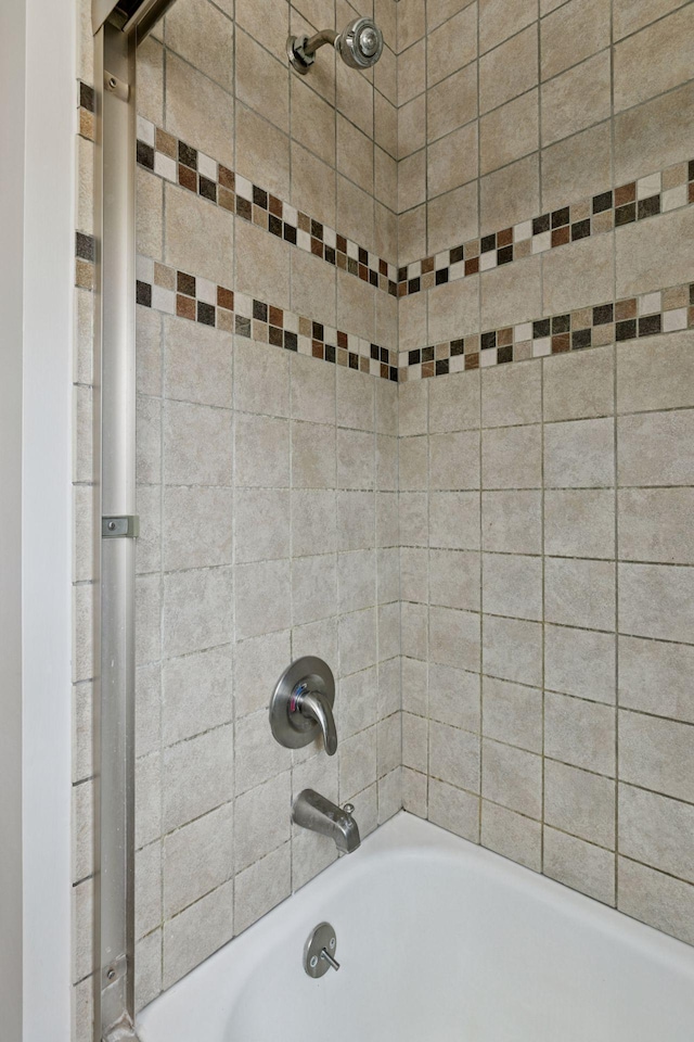 14530 Jonathan Carver Pkwy, Carver, MN 55315 - full bath with shower / bathtub combination