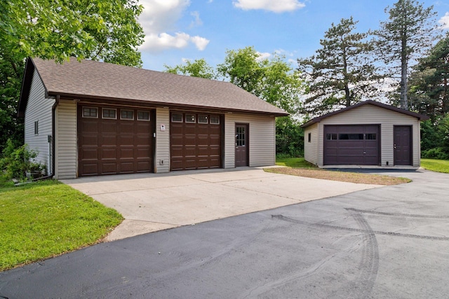 14530 Jonathan Carver Pkwy, Carver, MN 55315 - view of detached garage