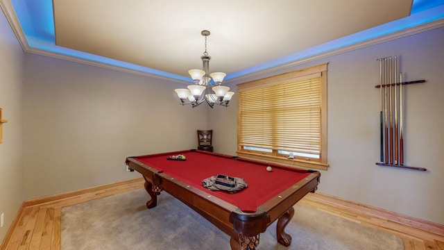 playroom featuring wood finished floors, billiards, a chandelier, and baseboards