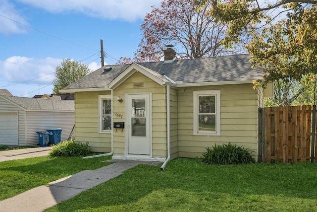 2647 Abbott Ave N, Robbinsdale, MN 55422 - view of outbuilding with a garage