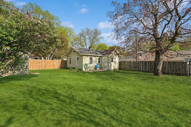 2647 Abbott Ave N, Robbinsdale, MN 55422 - view of yard
