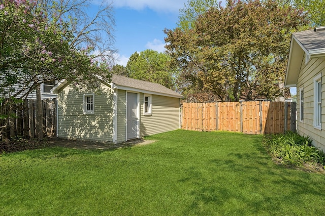 2647 Abbott Ave N, Robbinsdale, MN 55422 - view of yard featuring an outdoor structure