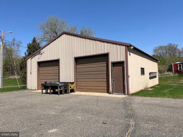 32598 Pioneer Ave, Aitkin, MN 56431 - view of detached garage